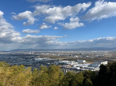 �u���O�i�j��/100����E��100����W�j