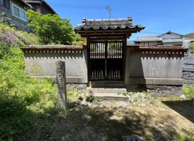 �u���O�i�j��/100����E��100����W�j